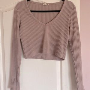 Aritzia Wilfred Cropped V Neck Sweater